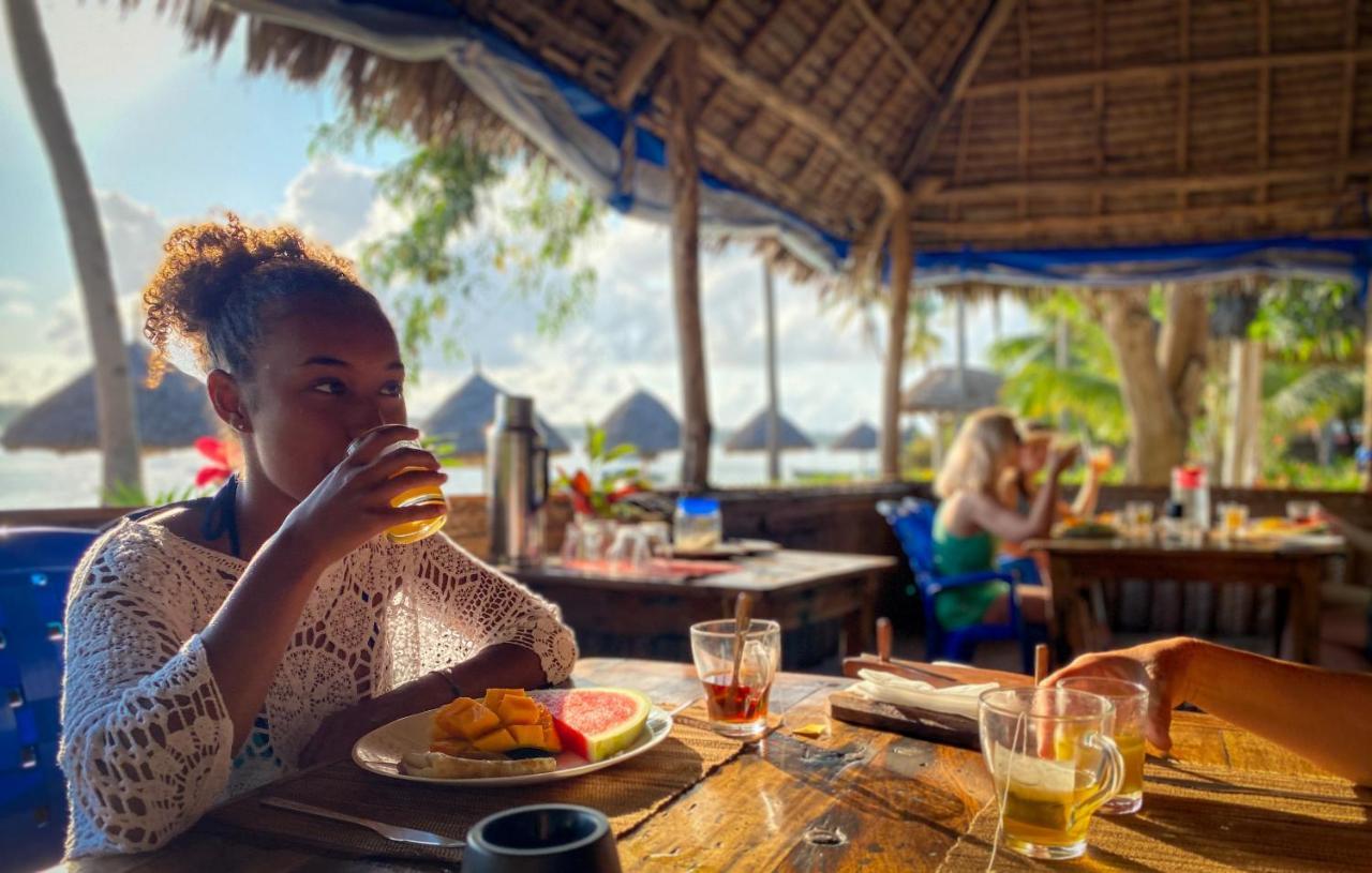 Butiama Marine Camp Hotel Utende Ngoại thất bức ảnh