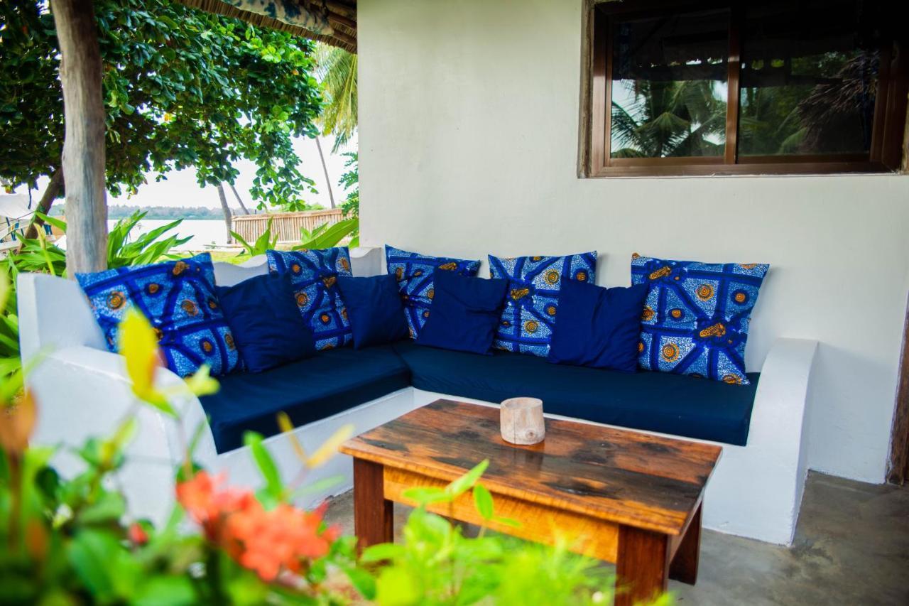 Butiama Marine Camp Hotel Utende Ngoại thất bức ảnh