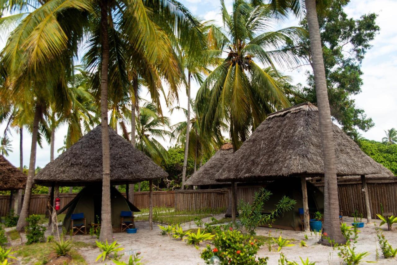 Butiama Marine Camp Hotel Utende Ngoại thất bức ảnh